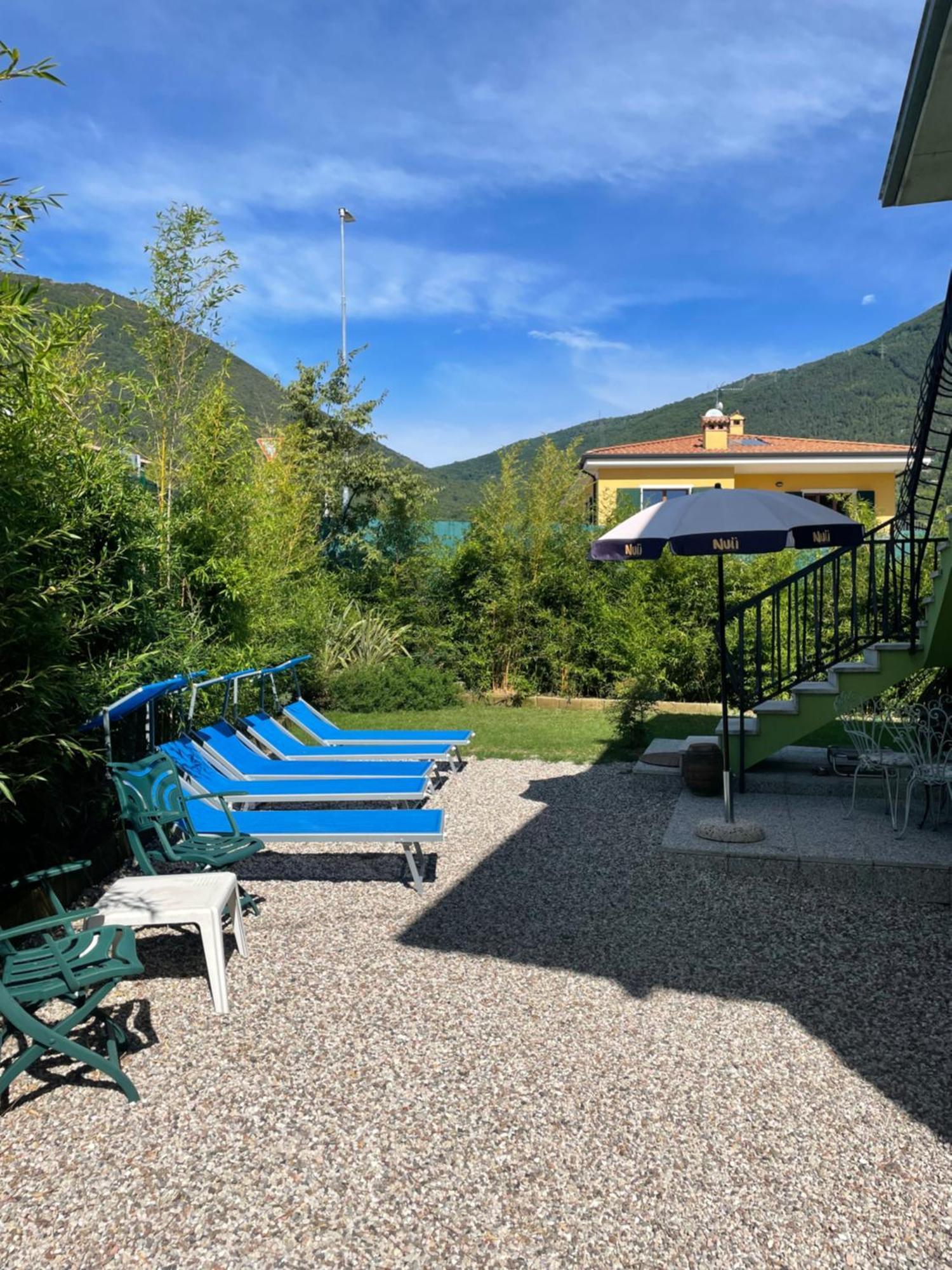 Villa Secret Garden Egle Caprino Veronese Exterior foto