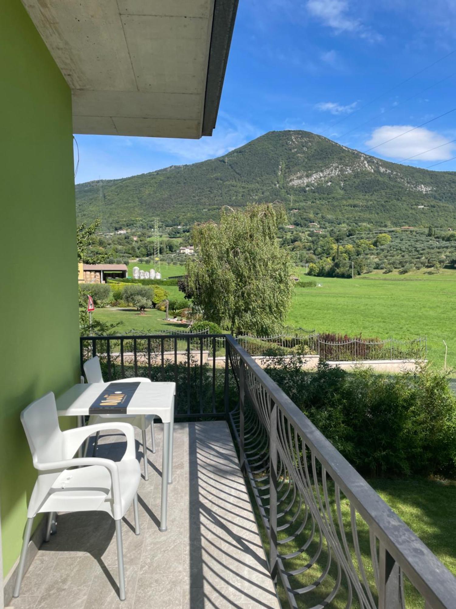 Villa Secret Garden Egle Caprino Veronese Exterior foto