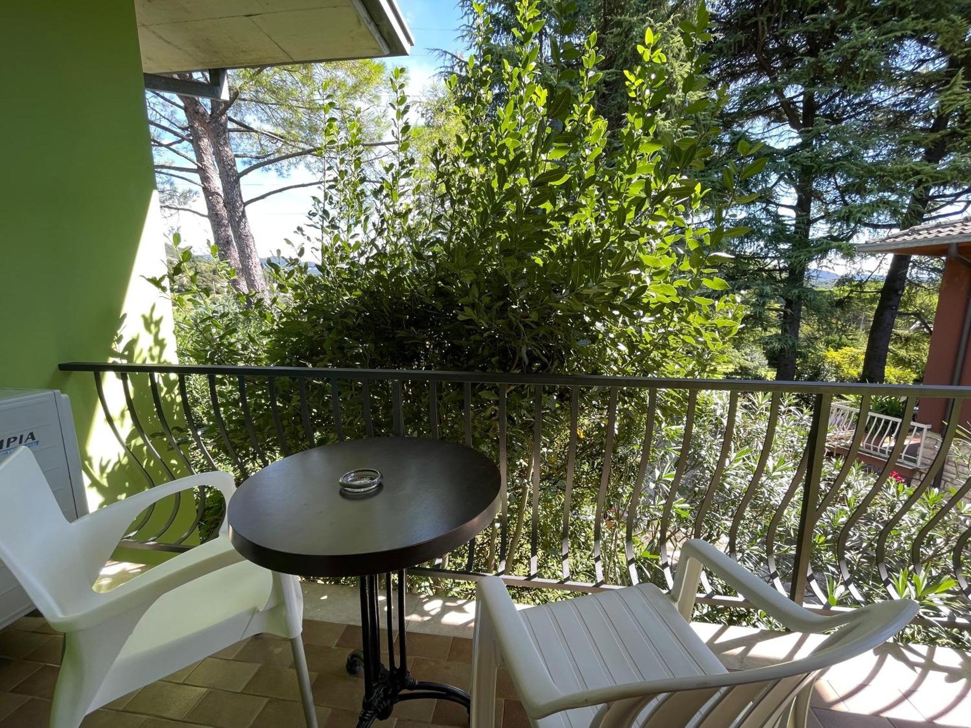Villa Secret Garden Egle Caprino Veronese Exterior foto